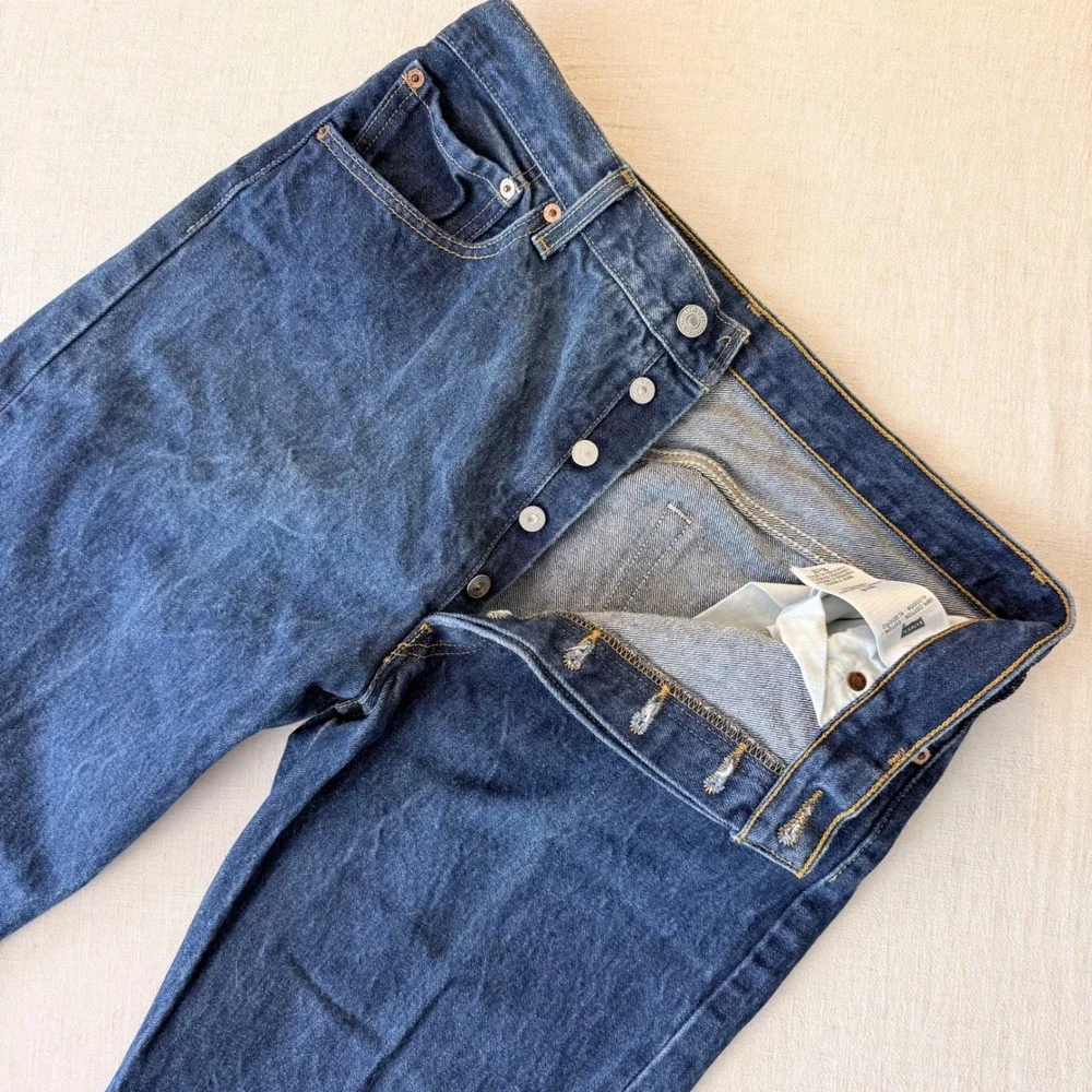 Levis 501 Original Straight Fit Jeans Mens 35x32 Dark Wash Blue Denim Button Fly